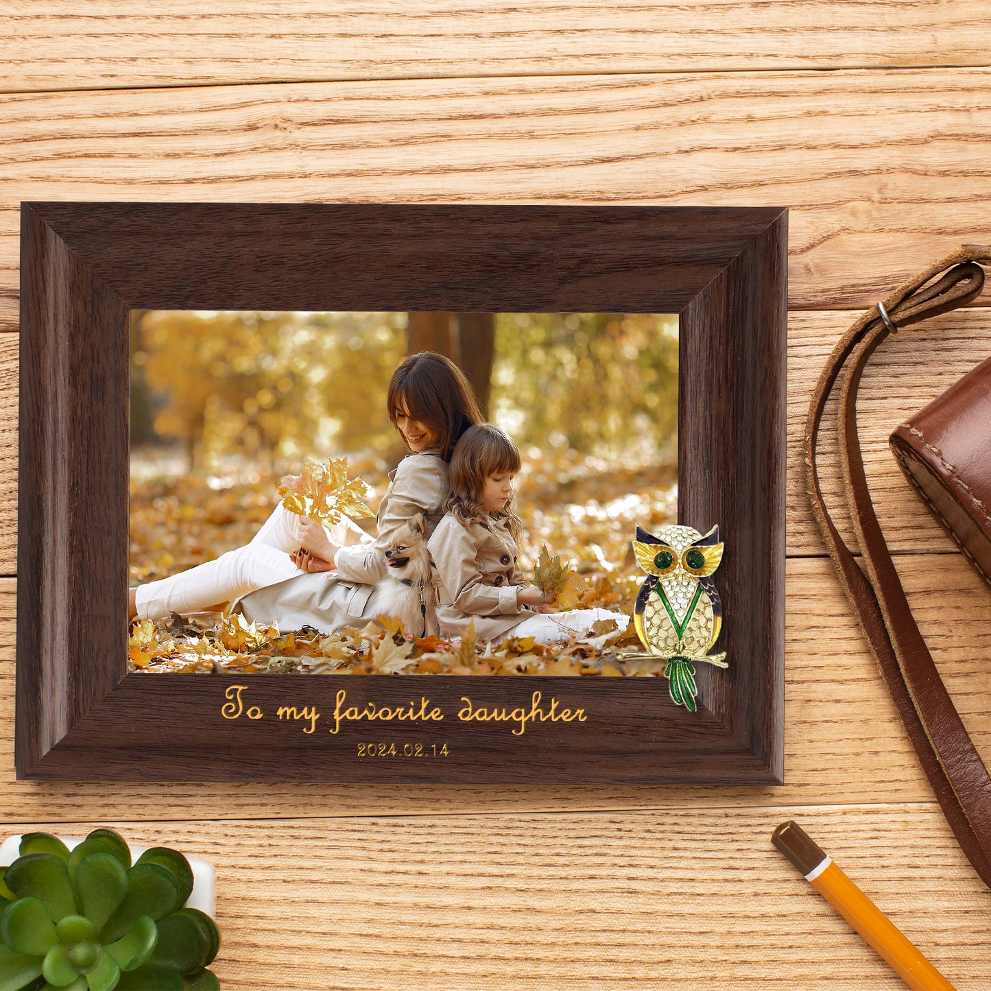 Photo Frame Decoration Dotride Custom Picture Frame, Wood Photo Frame with Custom Wooden Carving, Can be engraved with any text you want, suitable for Suitable for Various Themes, Owl Brown